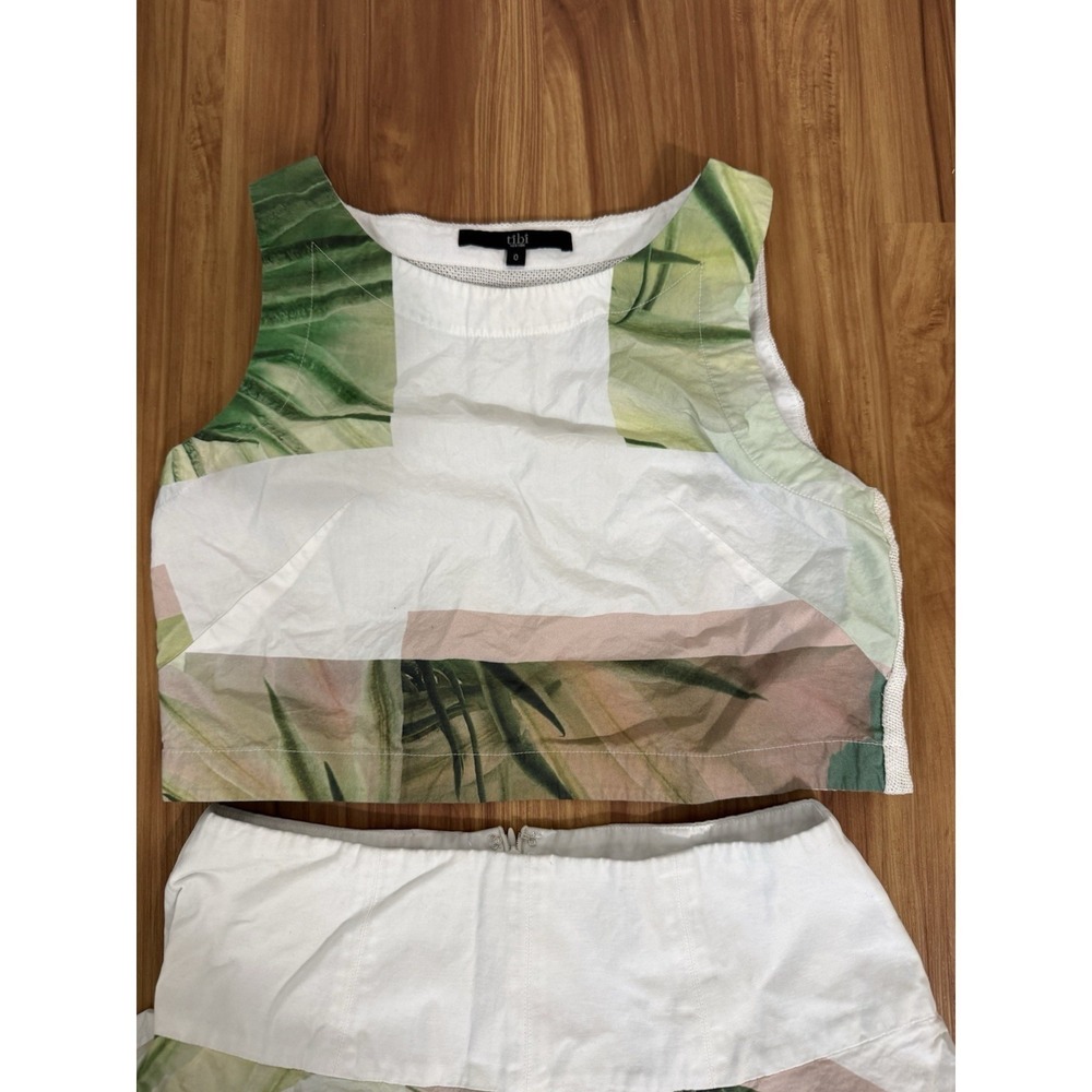 Tibi White Foliage Print Vacation Mini Skirt & Tank Top Set Size 0 Exotic Beach - Picture 2 of 6